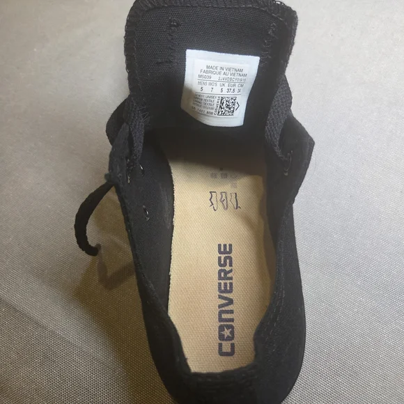 NWOT Converse Chuck Taylor All Star Low Top Sneaker - Picture 7 of 7